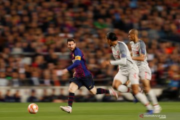 Presiden Barcelona yakin Messi bisa bermain sampai usia 45 tahun