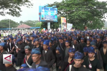 Ribuan warga Baduy turun gunung rayakan Seba