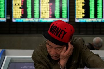 Saham China dibuka bervariasi pada Senin