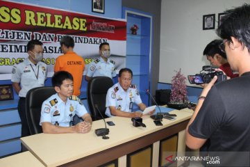 Imigrasi Makassar Deportasi satu WNA China