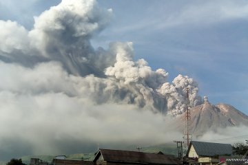 Gunung Sinabung kembali erupsi