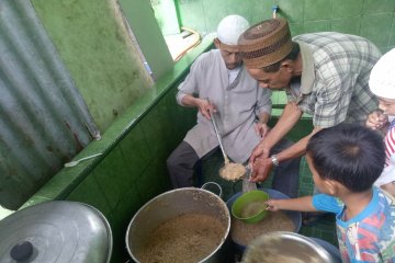 Bubur suro tradisi khas Palembang tiap Ramadhan