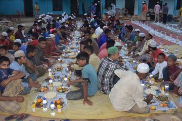 Lembaga amal Turki sediakan iftar buat yatim-piatu di Bangladesh