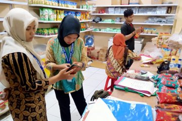 Disperindag Tangerang gandeng Loka POM pantau pedagang makanan