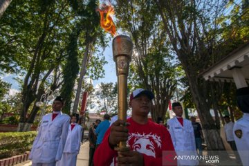 Obor Paskah Nasional dikirab di Kota Palu