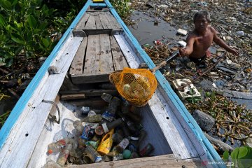 Penggunaan sampah plastik