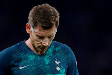 Cedera Vertonghen membuat cemas Tottenham