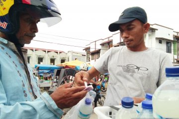 Air nira pilihan segar saat berbuka puasa