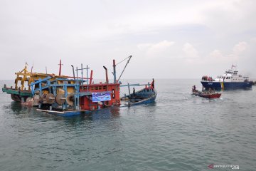 Penenggelaman kapal nelayan asing pencuri ikan Indonesia