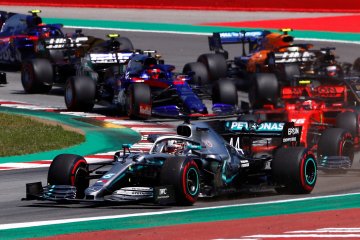 Hamilton kembali ke puncak usai juarai GP Spanyol