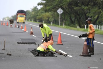 Pemudik harus waspadai jalan bergelombang tol Cipali