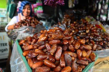 Penjualan kurma meningkat