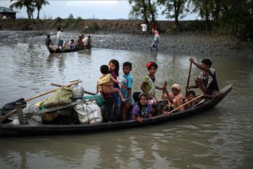 24 pengungsi Rohingya diselamatkan dari penyelundup di Bangladesh