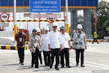 Presiden Jokowi resmikan tol Pandaan - Malang