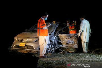 Ledakan bom di masjid Sunni di Pakistan tewaskan dua orang, lukai 14