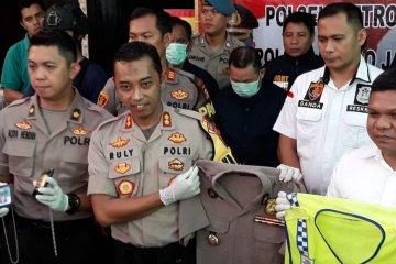 Polsek Metro Tamansari bekuk empat polisi gadungan