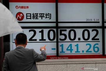 Perketat langkah lawan COVID-19, Bursa saham Tokyo ditutup anjlok