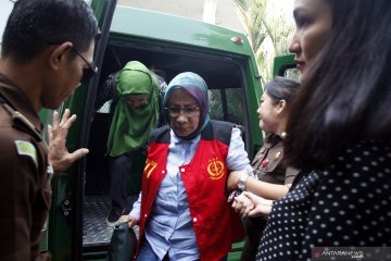 Ratna Sarumpaet telah empat kali menjalani operasi plastik