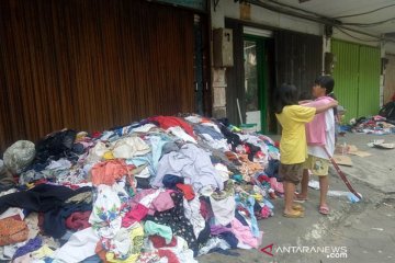 Pengungsi Kampung Bandan kurang bantuan pakaian dalam