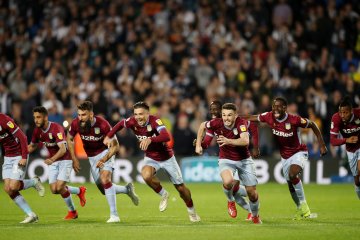 Menang adu penalti antar Villa ke final playoff