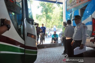 209 angkutan mudik terdaftar di Terminal Mataram