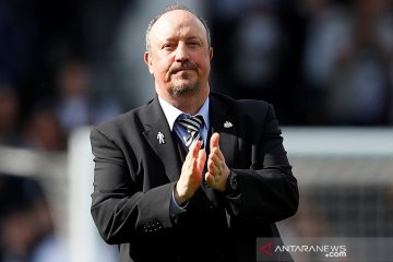 Karena COVID-19, Benitez tinggalkan klub China Dalian Pro