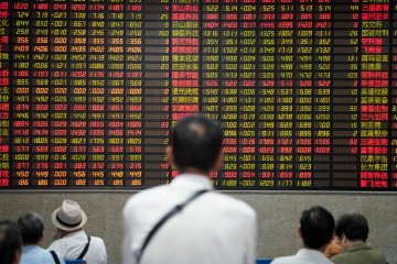 Saham-saham di China dibuka turun, setelah pekan lalu terus menguat