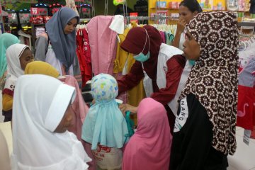 BSMI belikan anak Muslim Papua baju Lebaran