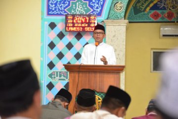 Gubernur Sulsel beri Rp1 miliar untuk Masjid Agung Jeneponto