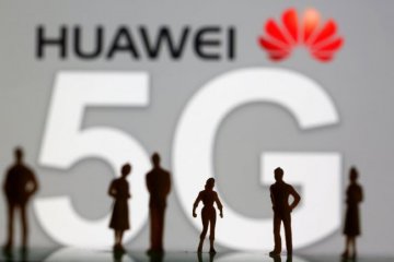 Penjabat kepala anggaran Trump minta penundaan pembatasan atas Huawei
