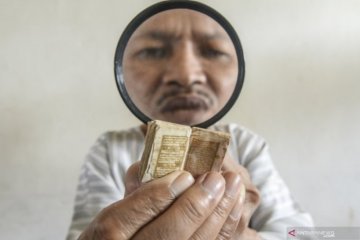 Al Quran Mini Berusia 500 Tahun