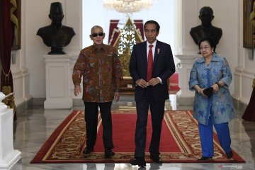 Presiden Joko Widodo menerima kunjungan Megawati Soekarnoputri dan Try Sutrisno