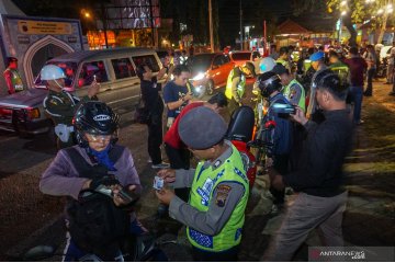 Antisipasi pergerakan massa ke Jakarta, TNI-Polri gelar razia di jalur Pantura