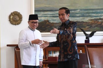 Presiden Jokowi bertemu Zulkifli Hasan