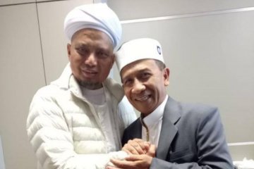 Kerabat sebut Ustadz Arifin Ilham selalu gembira meski derita kanker