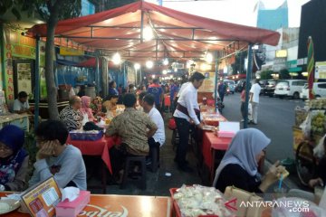 Pascakericuhan, Jalan Sabang ramai pemburu takjil