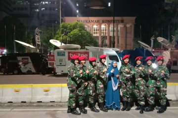 Wanita tentara perkuat pengamanan di gedung Mahkamah Konstitusi