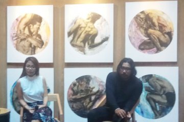 Pelukis Ida Bagus Purwa pameran tunggal bertajuk "AWAK"