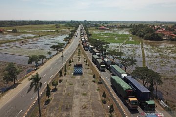 Pembatasan truk melintas Pantura