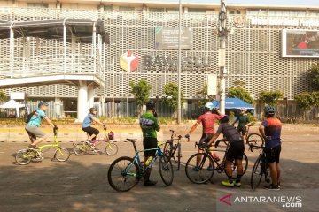 Warga Jakarta manfaatkan kawasan bebas kendaraan Thamrin-Bundaran HI