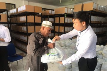 BPJS Ketenagakerjaan Manado jual sembako murah kepada peserta