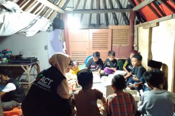 ACT-JNE berbuka puasa dengan korban gempa Lombok