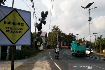 Polres Kulon Progo pasang rontek keselamatan di "black spot"