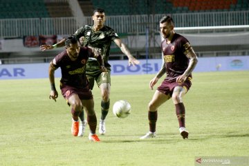 Tuan rumah Semen Padang ditahan imbang Persib Bandung 0-0