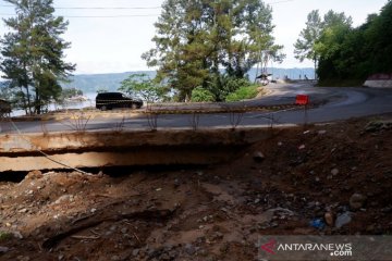 Sumut dirikan posko antisipasi longsor di jalur mudik Jalinsum