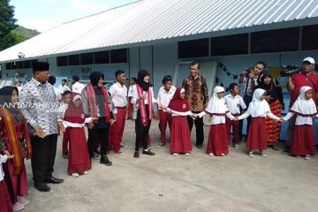 Cara Wali Kota Risma bangun sekolah tahan gempa di Lombok Timur