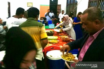 Dispar Maluku Tenggara buka puasa bersama komunitas pariwisata Kei