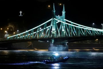 Polisi Hongaria selidiki kecelakaan perahu, 21 masih hilang
