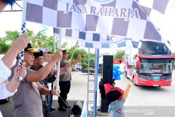 Wagub Sulsel lepas ribuan pemudik bersama BUMN