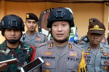 Antisipasi kericuhan,  TNI/Polri patroli di daerah